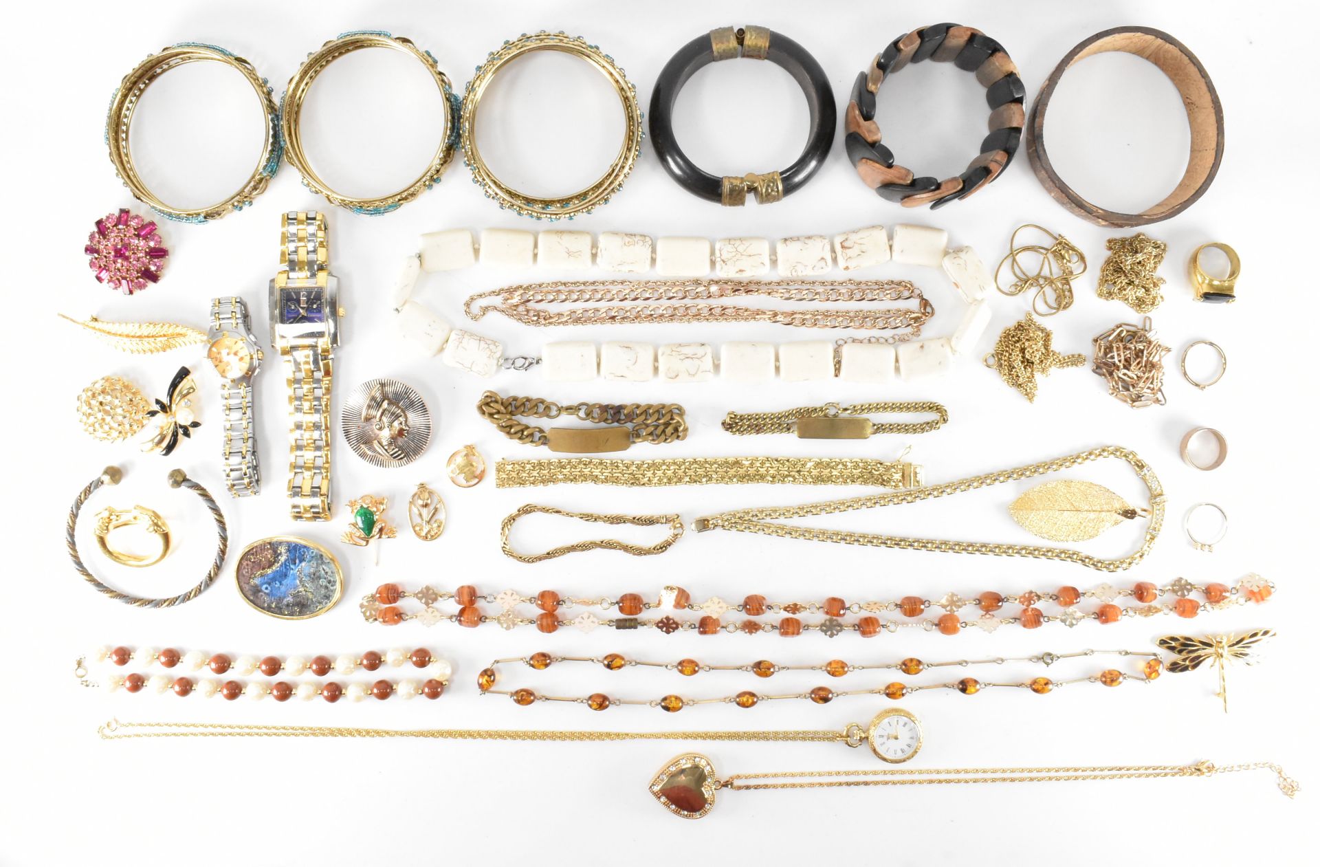 LARGE COLLECTION OF VINTAGE COSTUME JEWELLERY