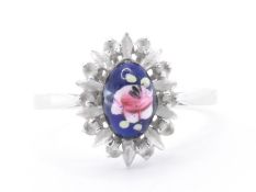 ITALIAN WHITE GOLD FLORAL PANEL RING
