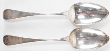 PAIR OF VICTORIAN SILVER HALLMARKED SPOONS