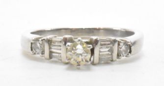 HALLMARKED PLATINUM & DIAMOND RING