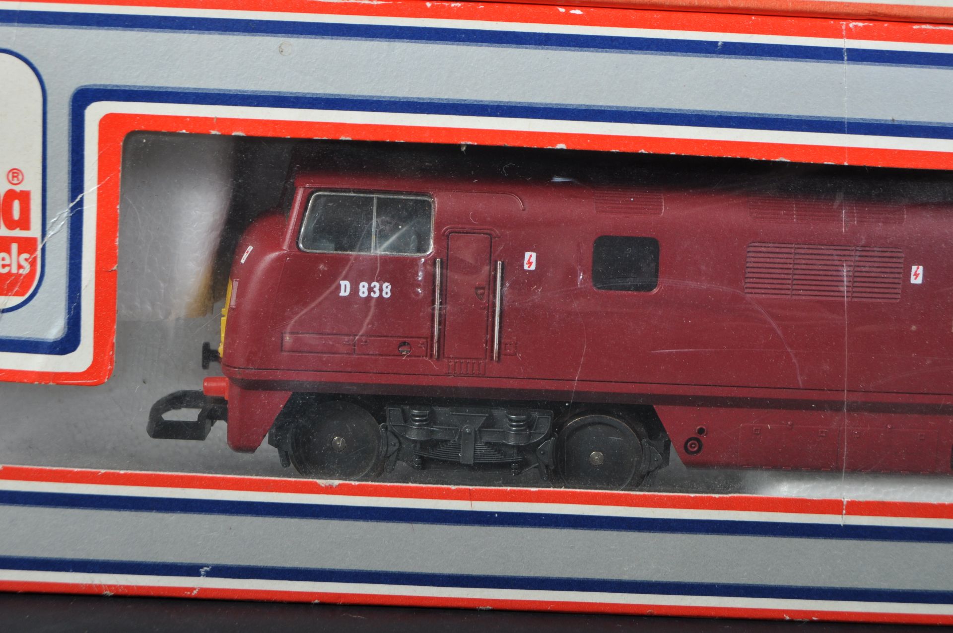 TWO LIMA 00 GAUGE MODEL RAILWAY TRAINSET LOCOMOTIVES - Image 6 of 7