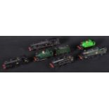 COLLECTION OF HORNBY 00 GAUGE MODEL RAILWAY LOCOMOTIVES