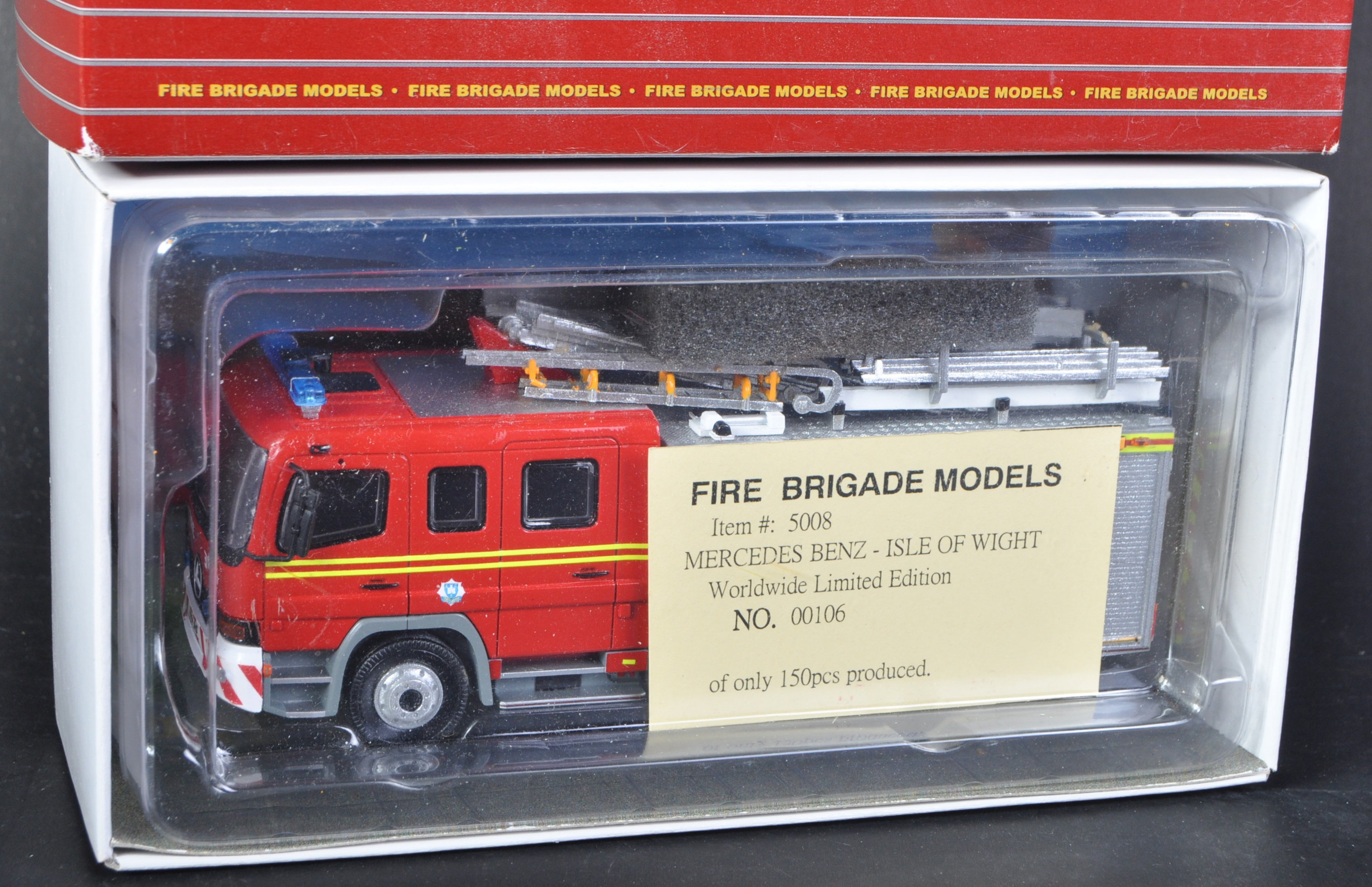 FIRE BRIGADE MODELS 1/50 SCALE DIECAST MODEL FIRE ENGINE - Image 3 of 6