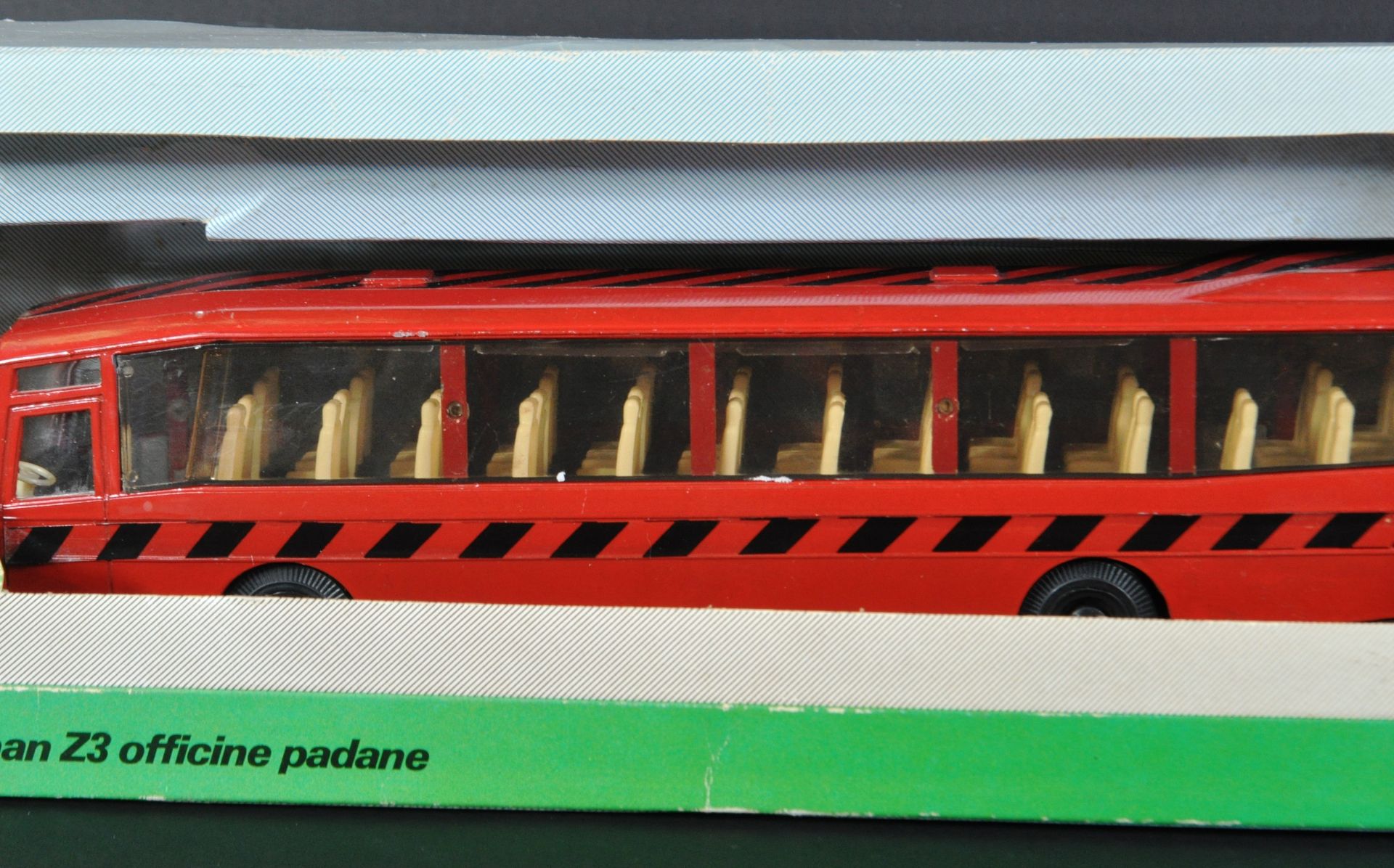 VINTAGE ITALIAN YAXON MADE 1/43 SCALE DIECAST PULMAN COACH - Image 3 of 5