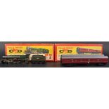 VINTAGE TRIANG 00 GAUGE MODEL RAILWAY LOCO AND CARRIAGES