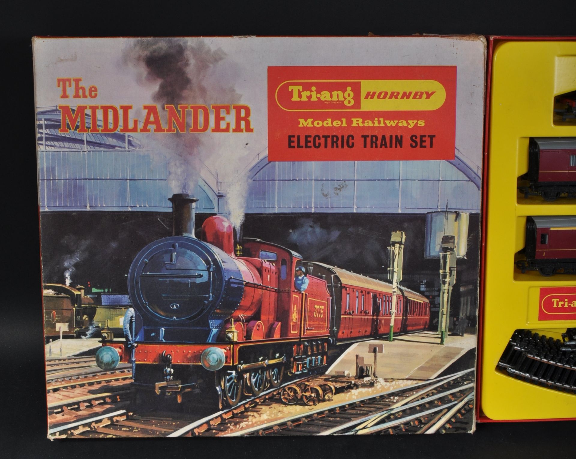 VINTAGE TRIANG HORNBY 00 GAUGE ELECTRIC TRAINSET ' THE MIDLANDER ' - Image 6 of 7