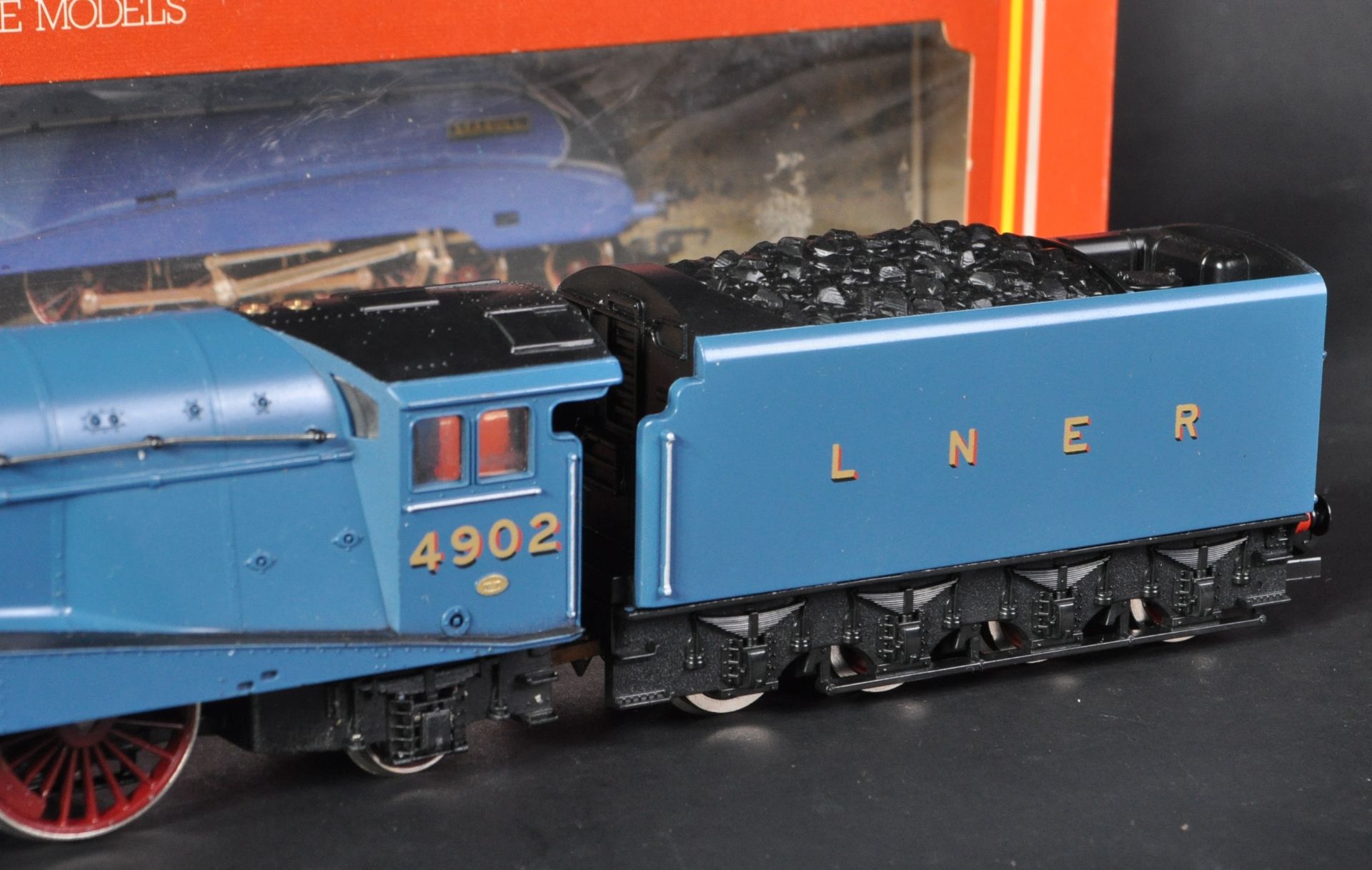 ORIGINAL HORNBY 00 GAUGE MODEL RAILWAY LOCOMOTIVE ' SEAGULL ' - Bild 3 aus 5