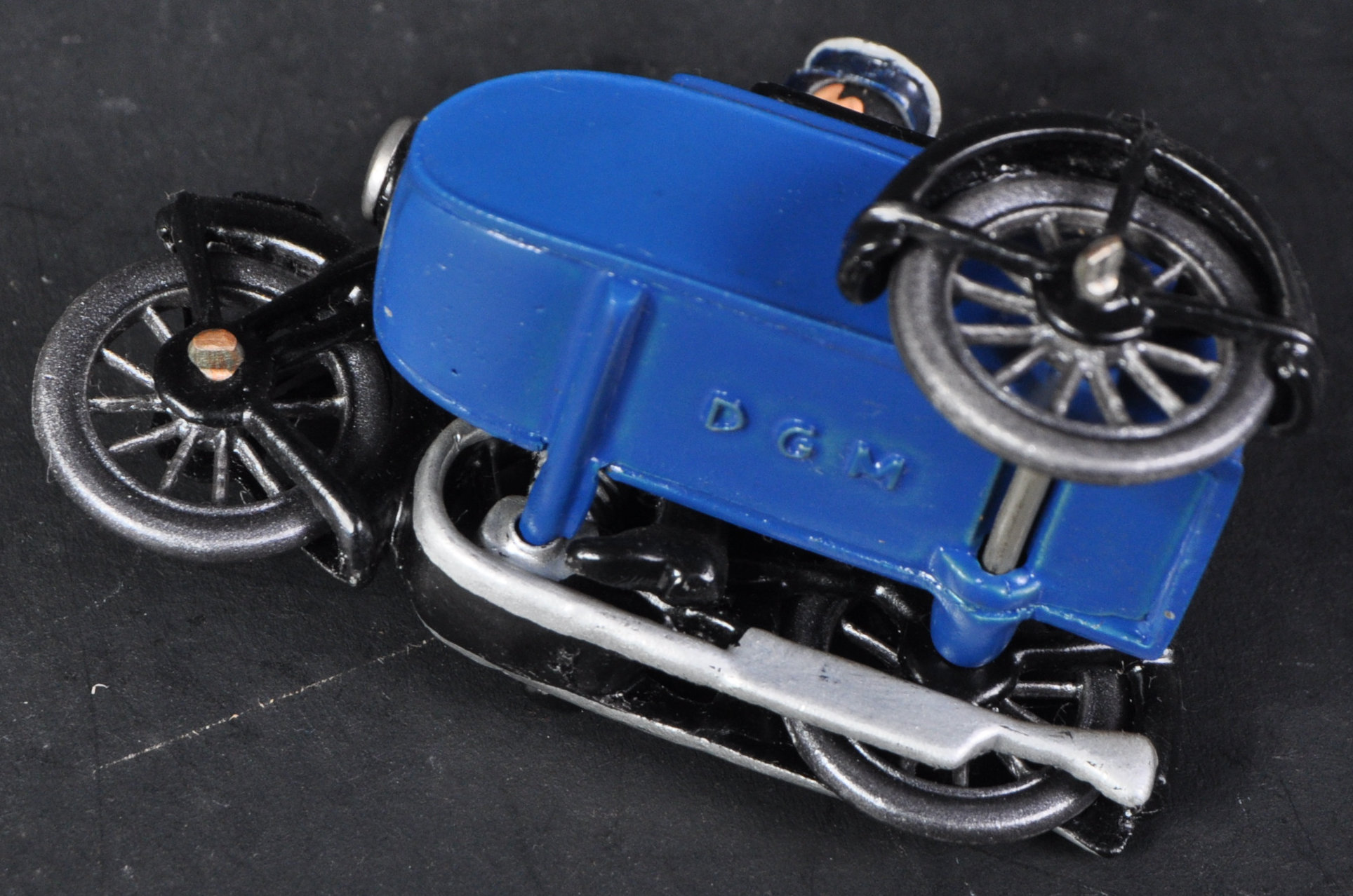 TWO VINTAGE DGM DAVE GILBERT MODELS DIECAST MOTORBIKES - Image 4 of 7