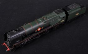 ORIGINAL HORNBY 00 GAUGE MERCHANT NAVY CLASS LOCOMOTIVE