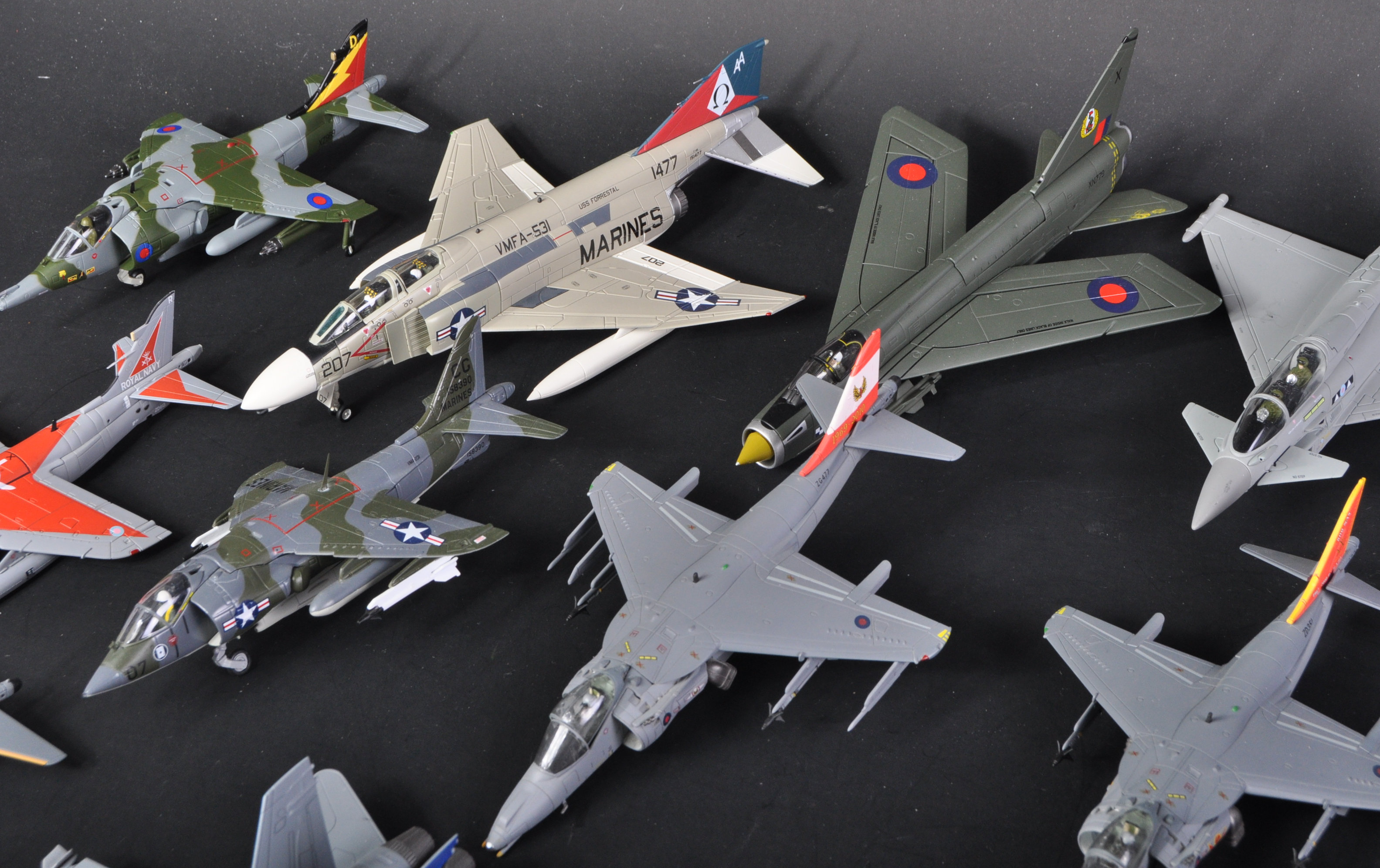 COLLECTION OF ASSORTED CORGI AVIATION DIECAST MODEL PLANES - Image 3 of 7