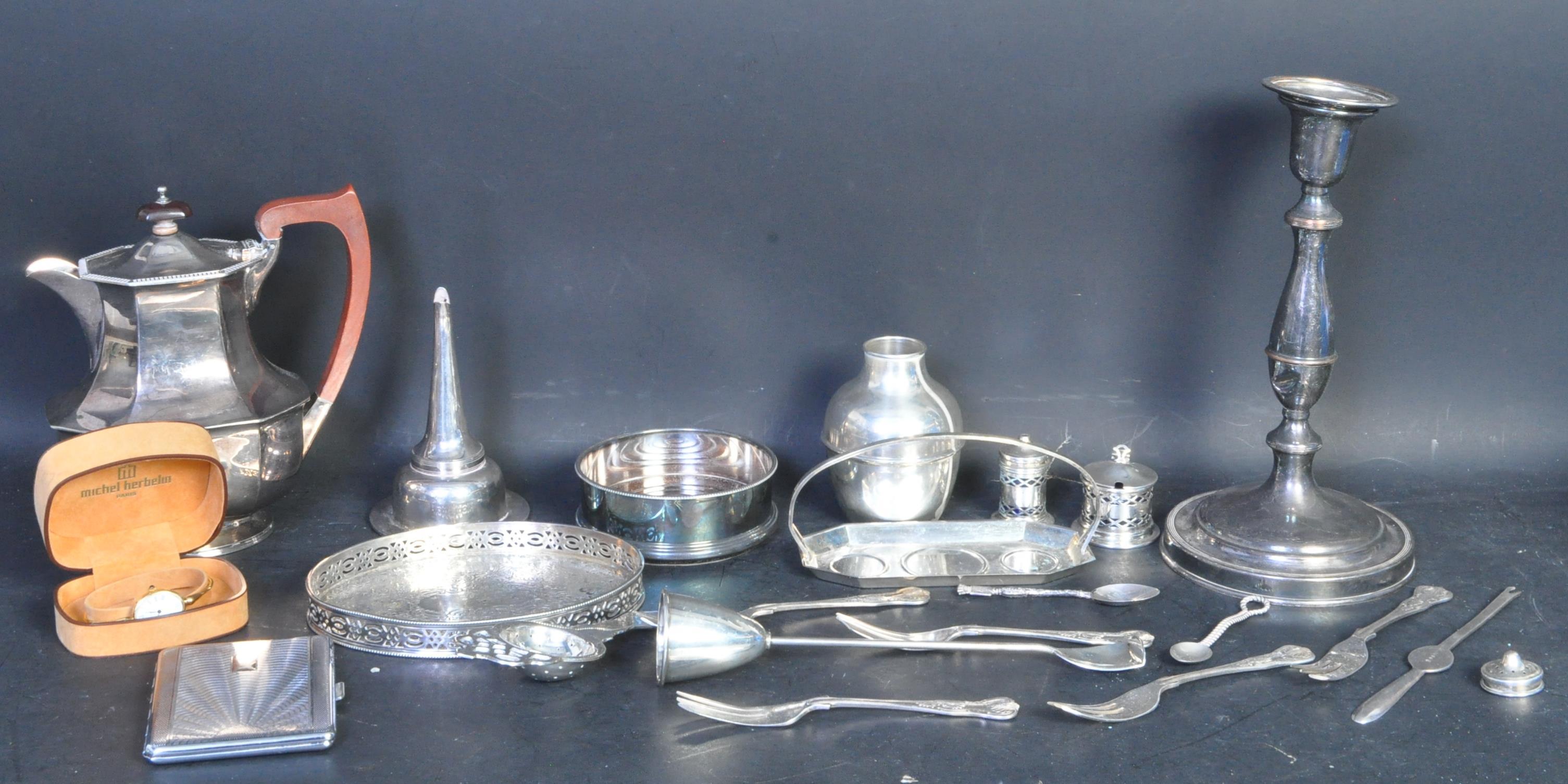 EARLY 20TH CENTURY SILVER PLATE TEA SERVICE