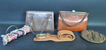 A COLLECTION OF VINTAGE WOMEN'S HAND BAGS