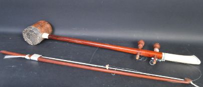 AN EARLY 20TH CENTURY ROSEWOOD CHINESE ERHU