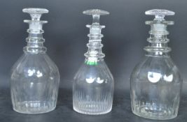 A COLLECTION OF RETRO VINTAGE 20TH CENTURY GLASS DECANTERS