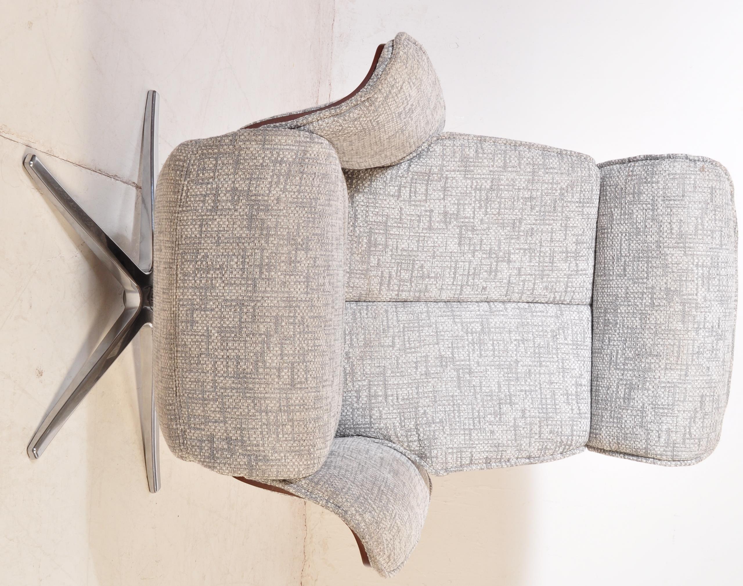 A CONTEMPORARY G-PLAN ERGOFORM OSLO RECLINER FABRIC CHAIR - Image 4 of 14