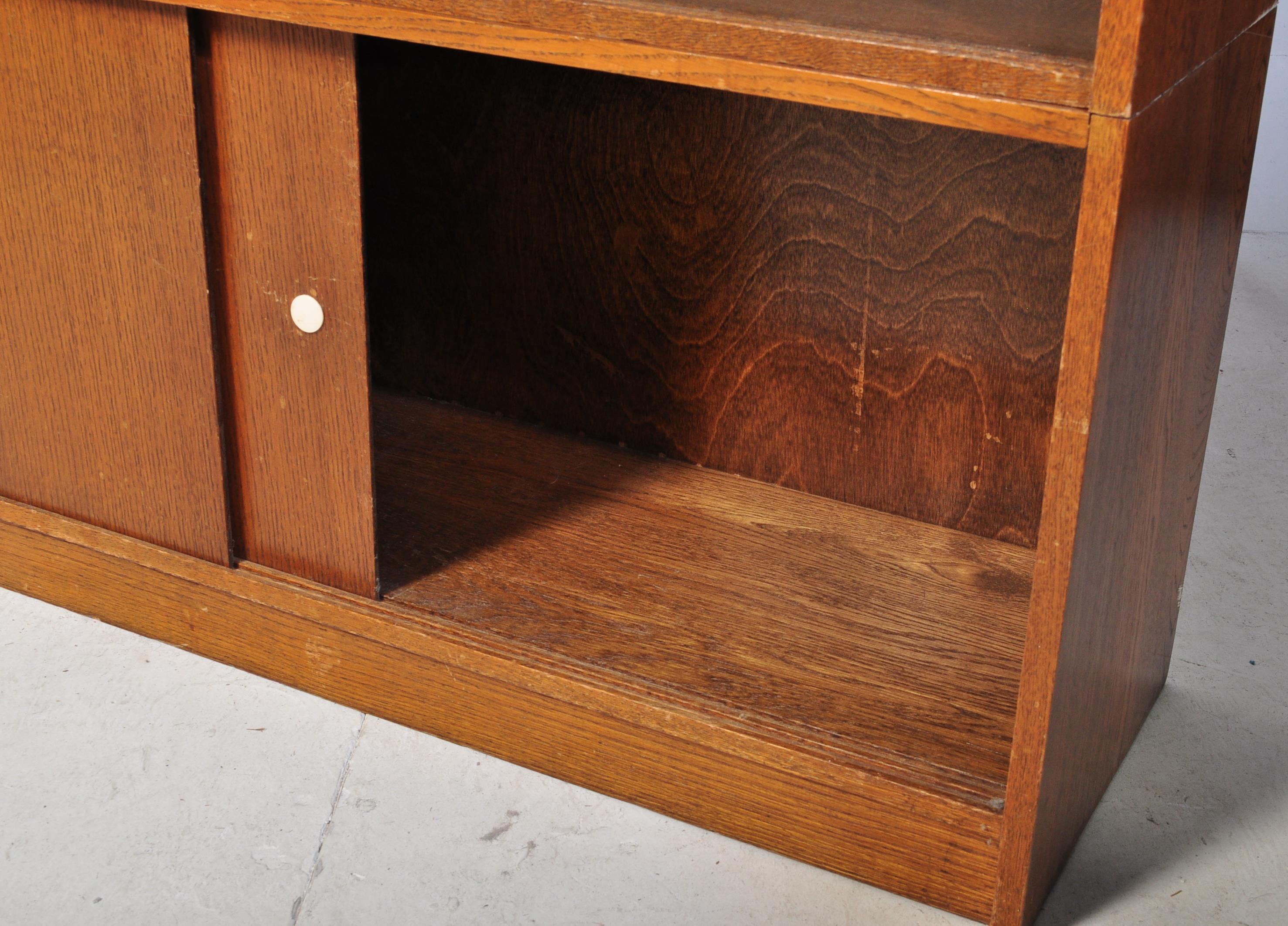 TWO RETRO 1940S PHEONIX FIGURES OAK DISPLAY BOOK CASES - Image 8 of 10