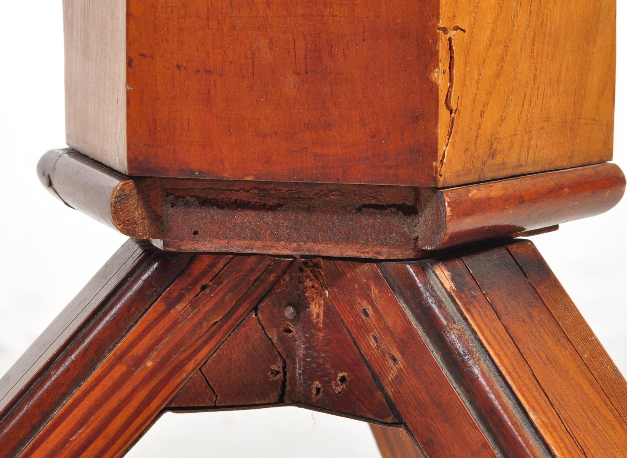 EARLY 20TH CENTURY CRICKET TABLE WITH INLAY - Image 8 of 9