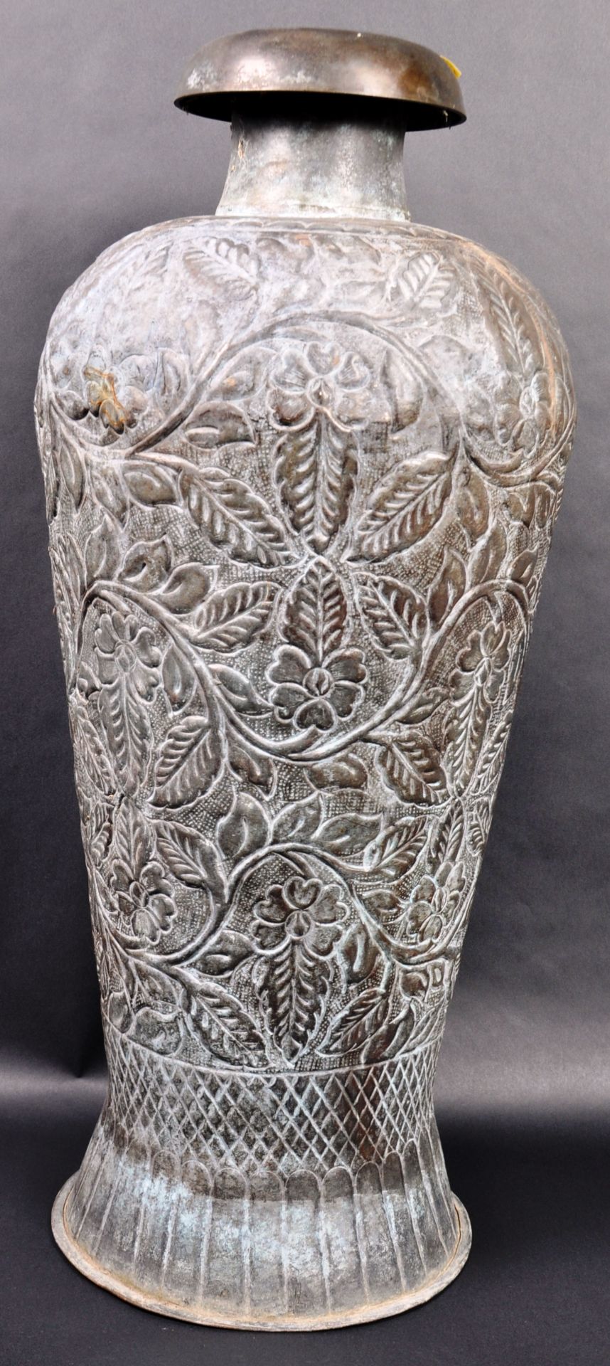 LARGE 19TH CENTURY PERSIAN ISLAMIC FLOOR VASE - Image 6 of 8