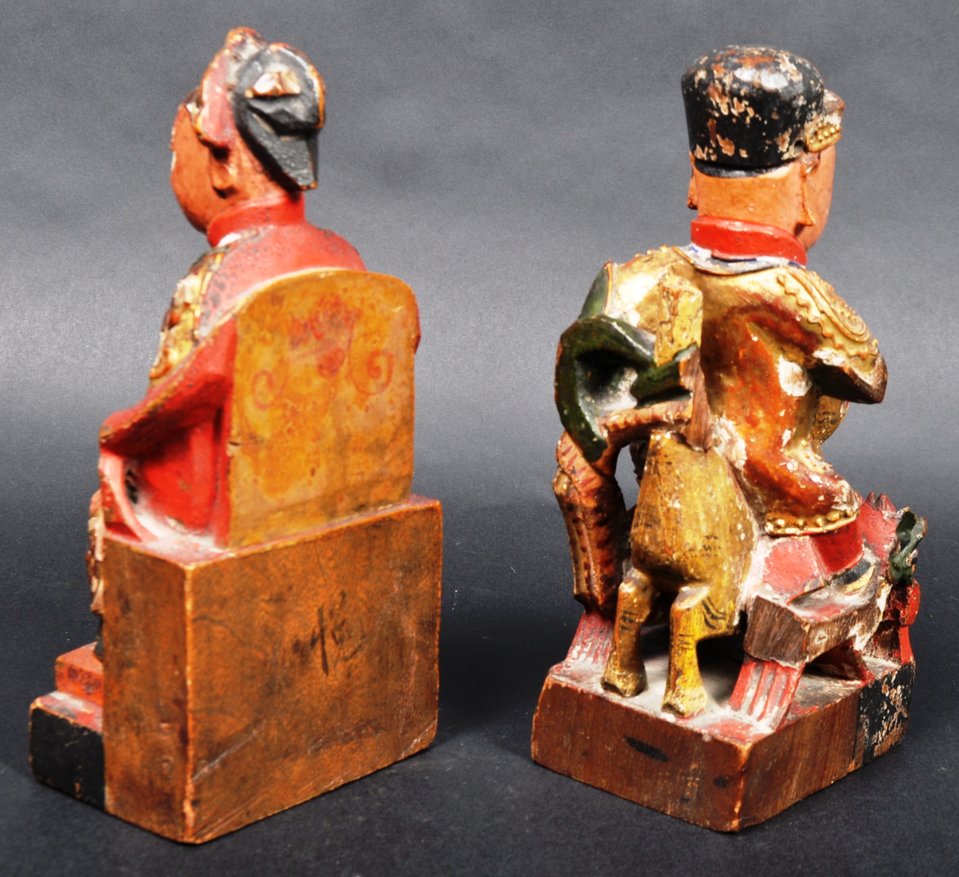 TWO 19TH CENTURY CHINESE CARVED WOODEN FIGURINES - Image 8 of 9