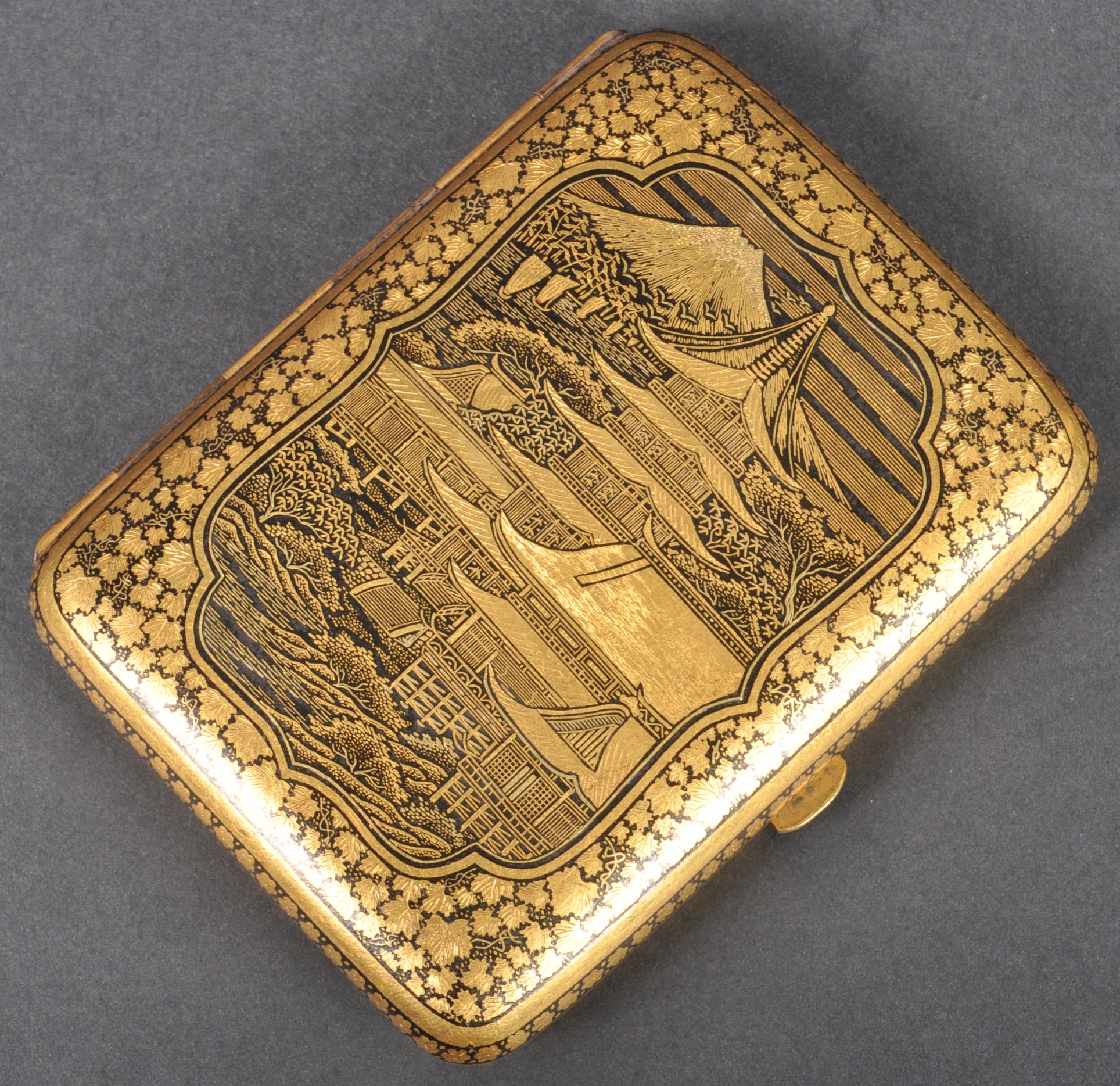 JAPANESE GOLD DAMASCENE CIGARETTE CASE - Image 2 of 8