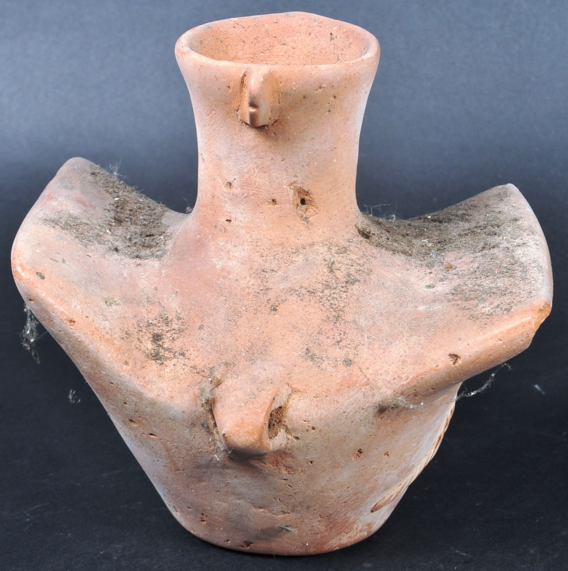 COLLECTION OF ANCIENT POTTERY - Bild 7 aus 7