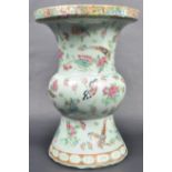 19TH CENTURY CHINESE HAND PAINTED CERAMIC VASE