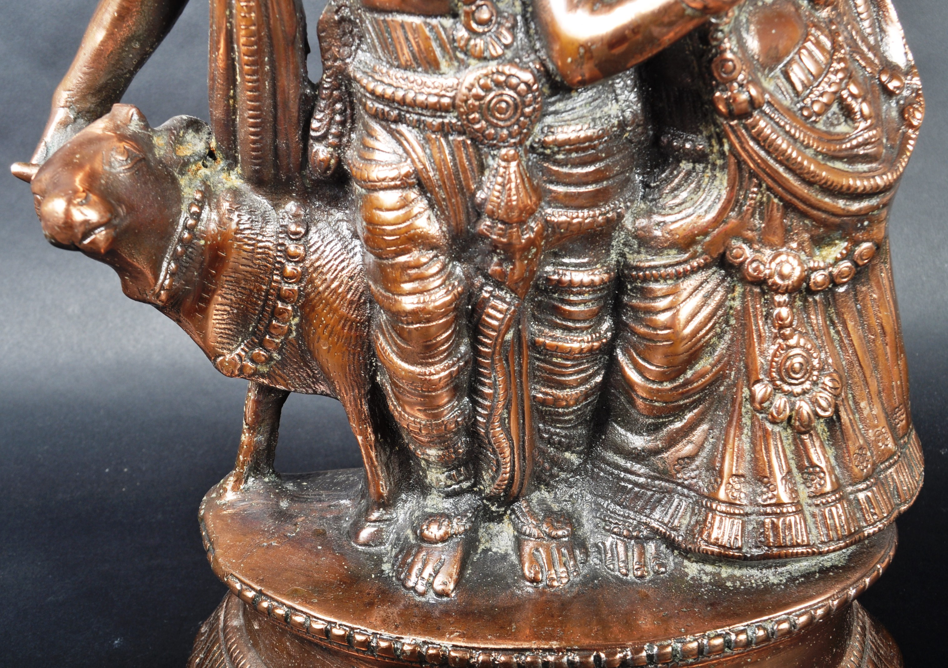 LARGE EARLY 20TH CENTURY HINDU COPPER FIGURINE GROUP - Image 5 of 9