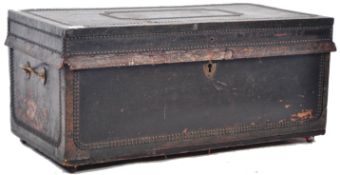 ANTIQUE GEORGIAN BRASS STUDDED LEATHER TRAVELLING CASE