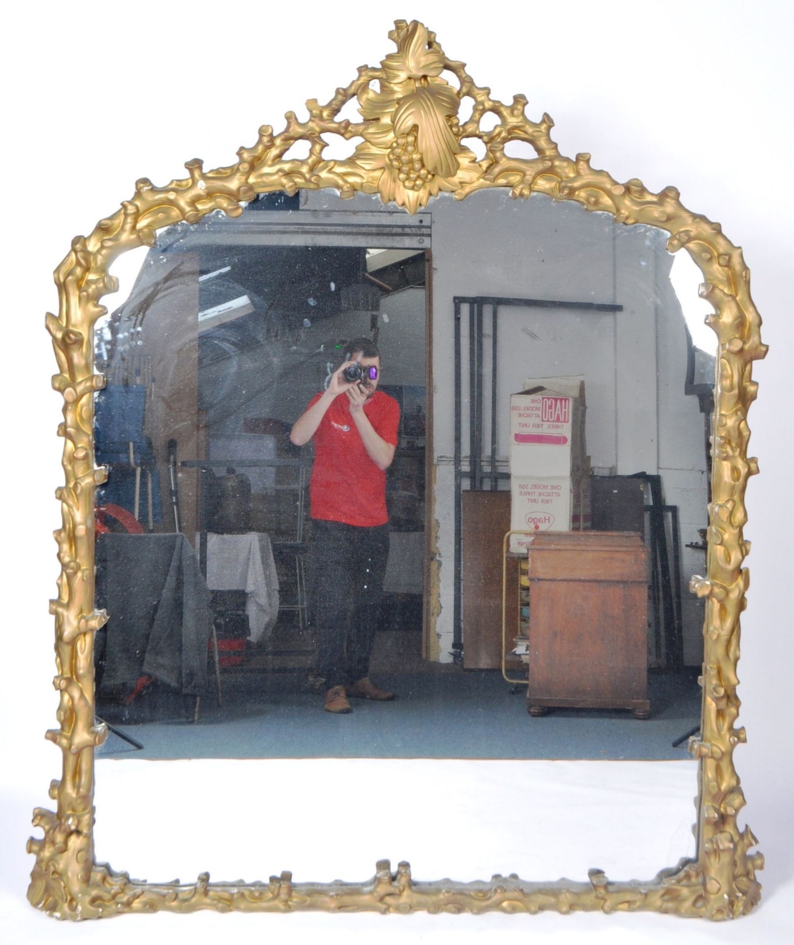 LARGE VICTORIAN GILT GESSO OVERMANTEL WALL MIRROR - Image 7 of 7