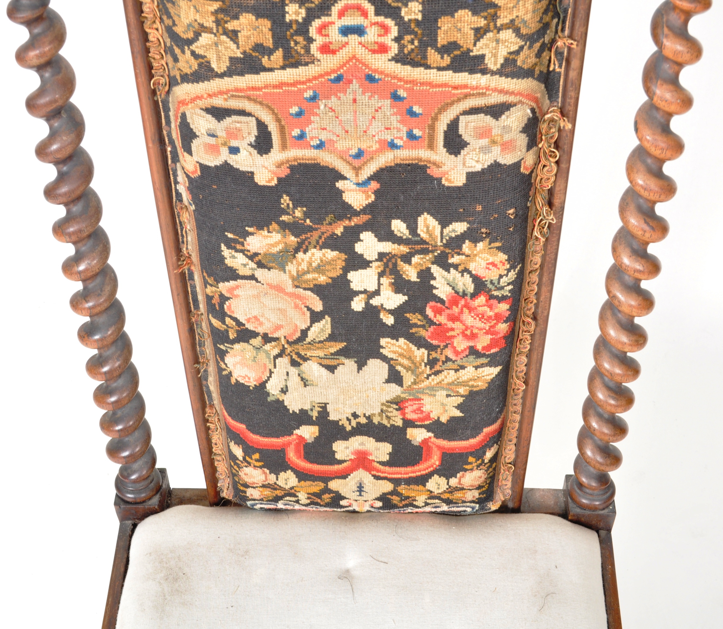 19TH CENTURY VICTORIAN WALNUT PRIE-DIEU CHAIR - Image 4 of 9