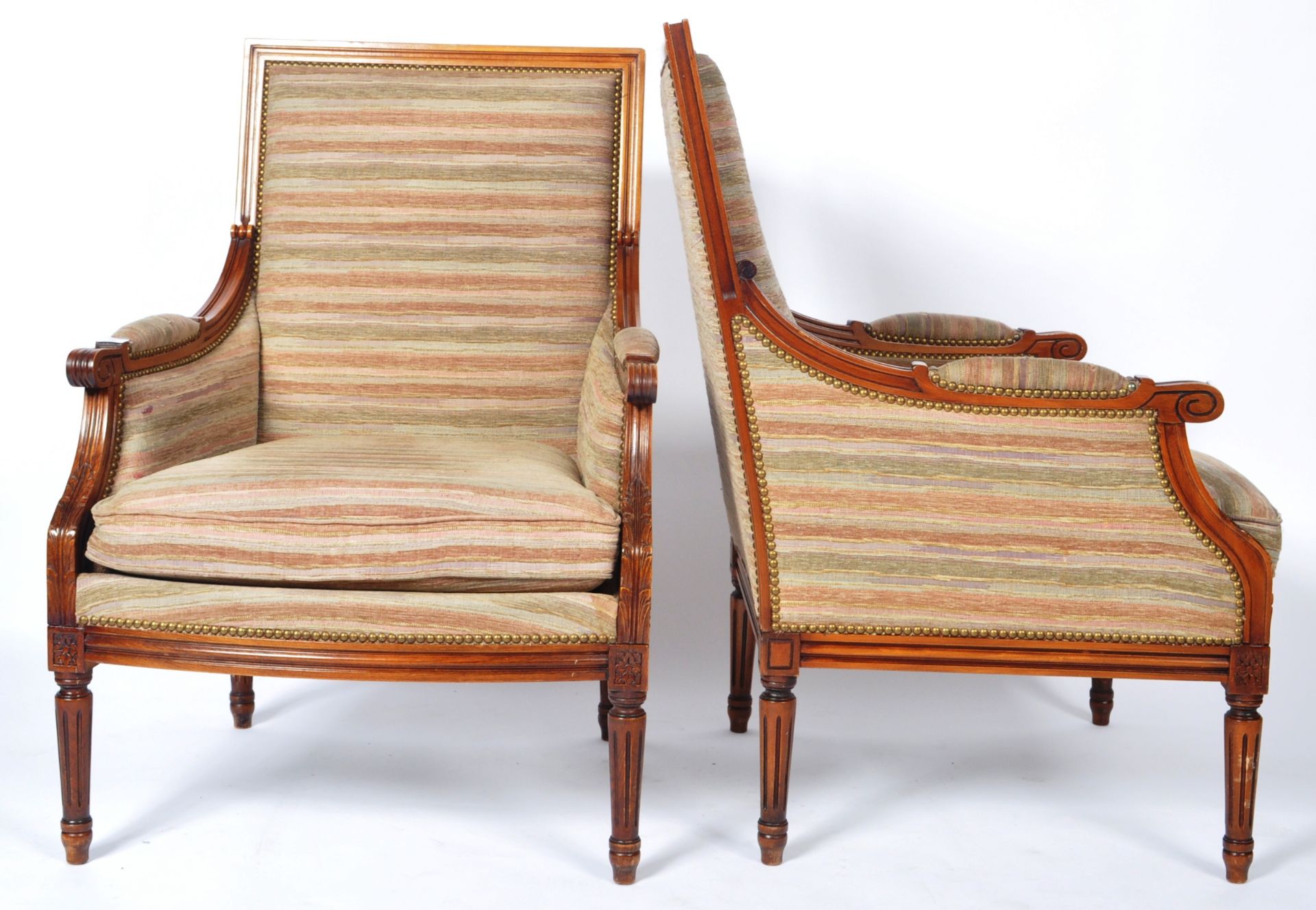 PAIR OF 19TH CENTURY MAHOGANY LIBRARY CHAIRS - Image 5 of 8