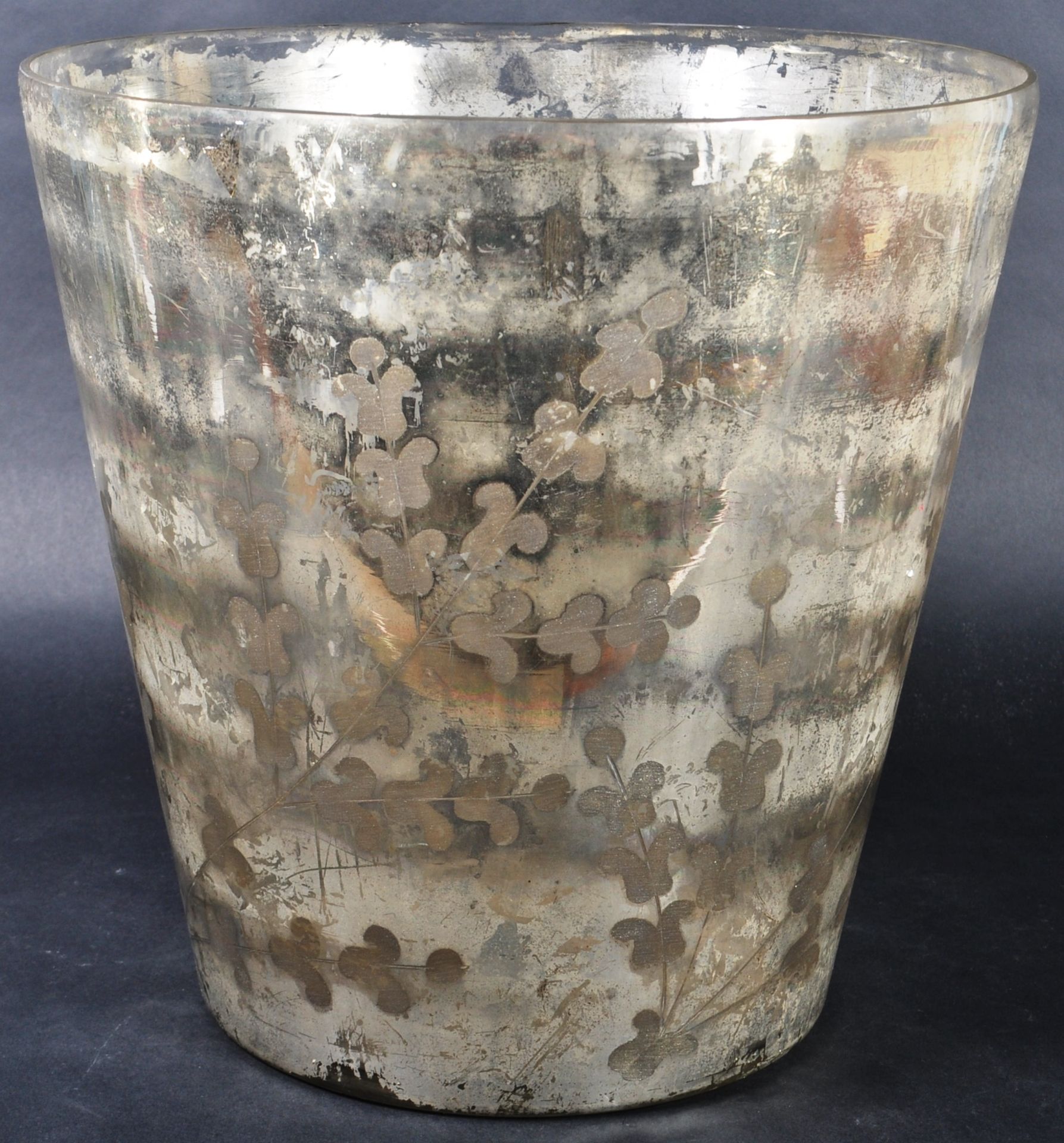 LARGE 19TH CENTURY GEORGE III ETCHED SLIVERED WINE BUCKET