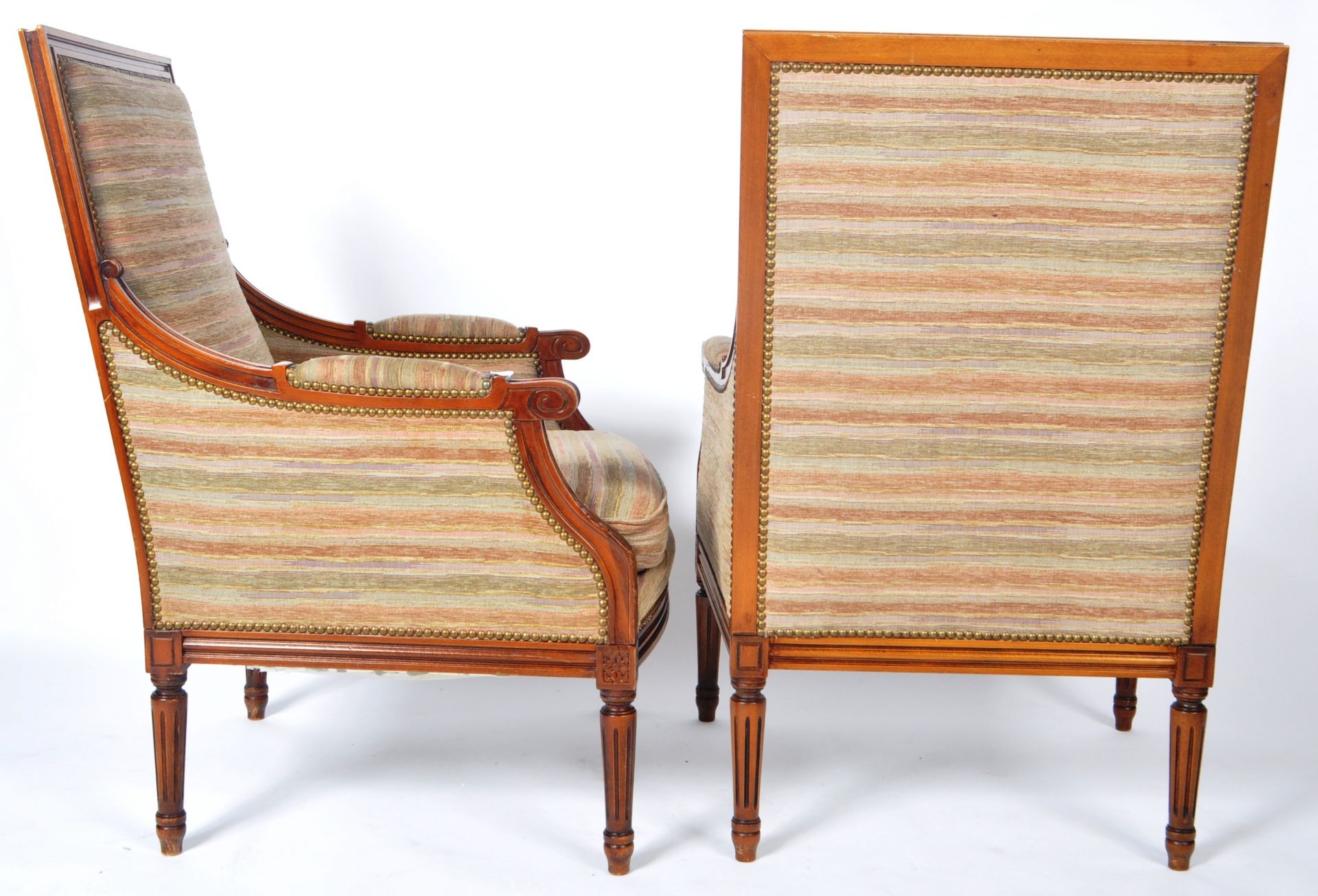 PAIR OF 19TH CENTURY MAHOGANY LIBRARY CHAIRS - Image 6 of 8
