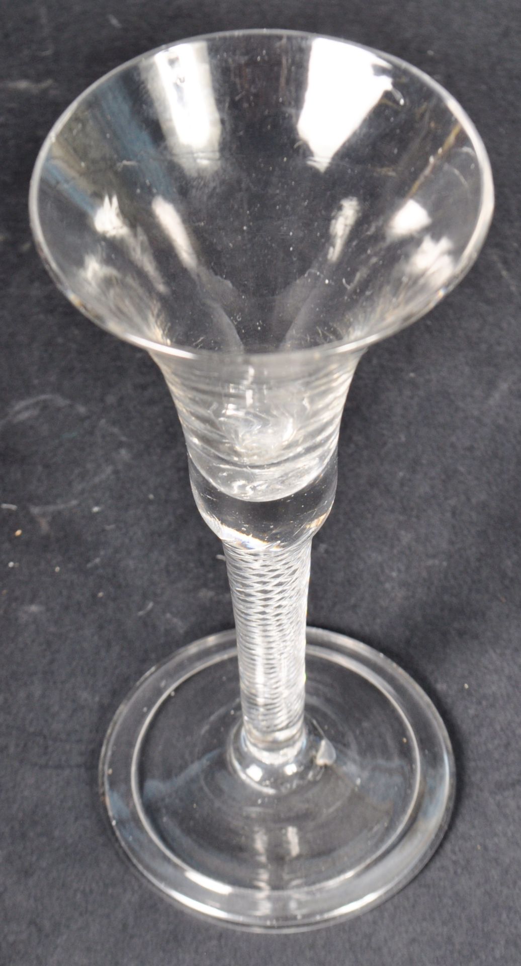 MID 18TH CENTURY MULTI SPIRAL AIR TWIST WINE GLASS - Image 2 of 5