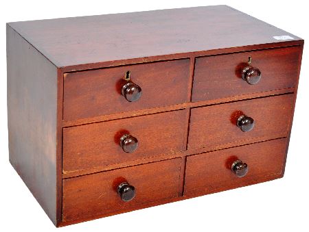 19TH CENTURY MAHOGANY SIX DRAWER SPECIMEN CHEST