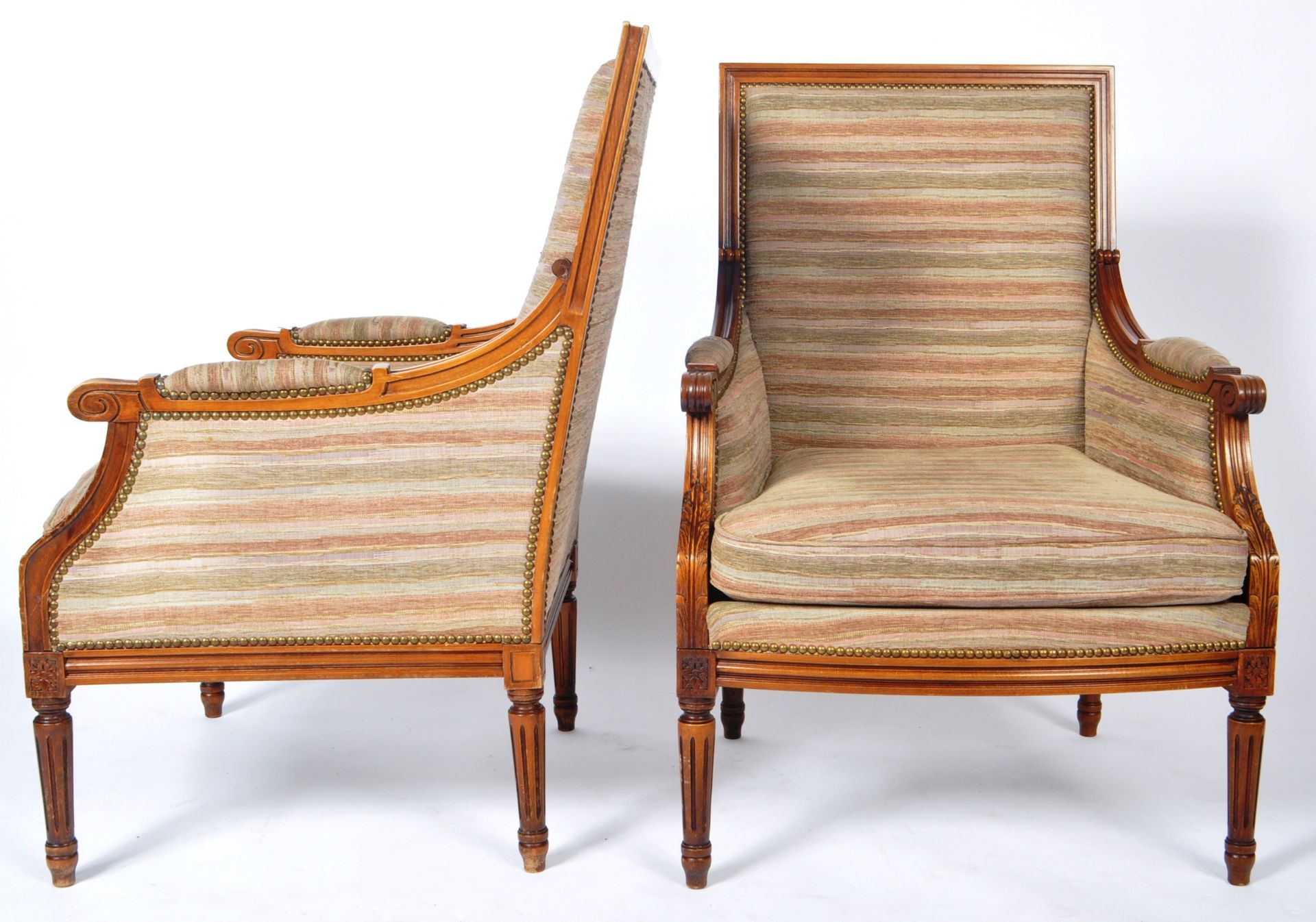 PAIR OF 19TH CENTURY MAHOGANY LIBRARY CHAIRS - Image 8 of 8