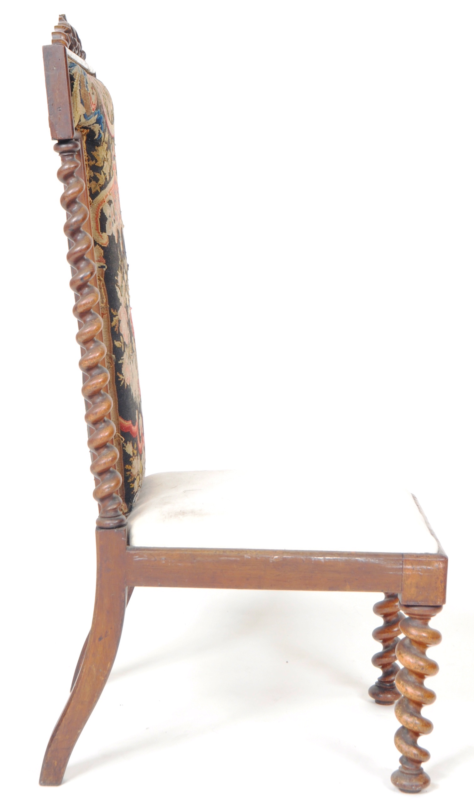 19TH CENTURY VICTORIAN WALNUT PRIE-DIEU CHAIR - Image 7 of 9