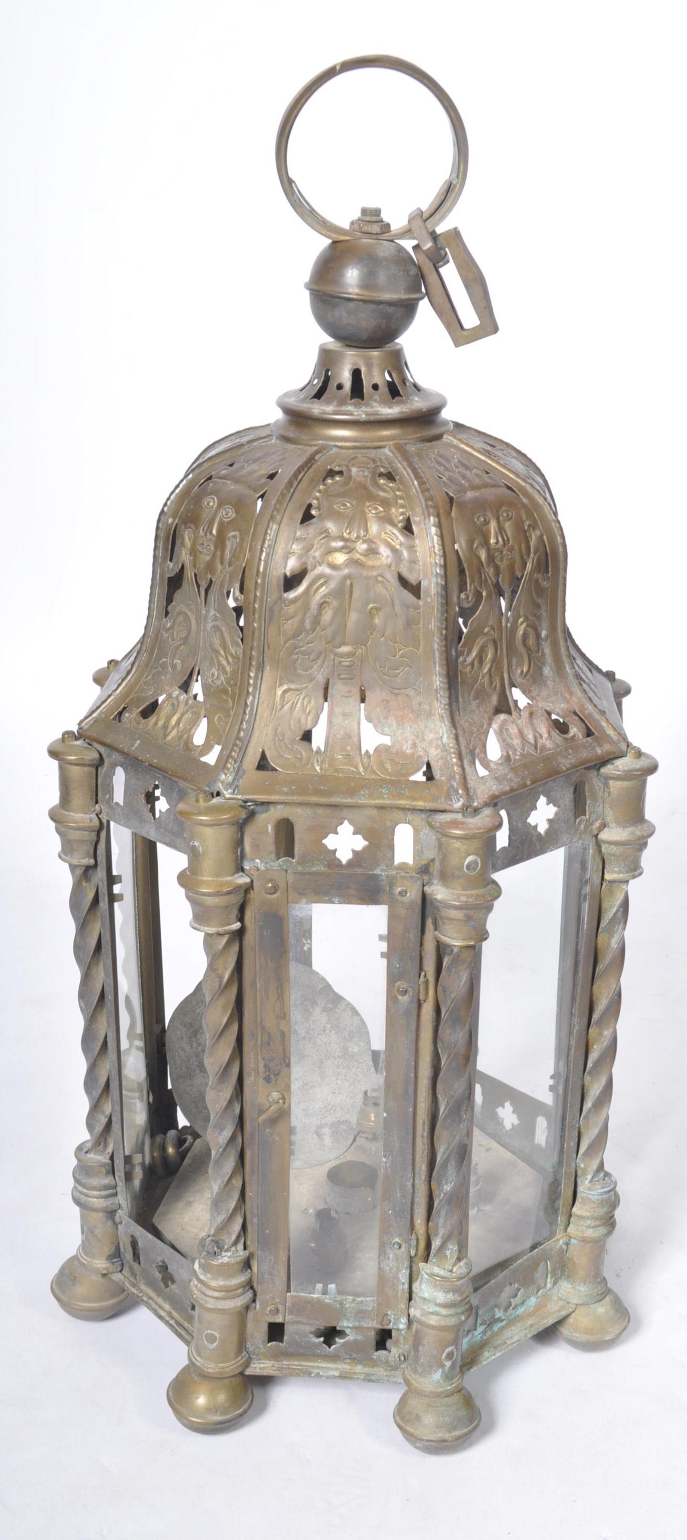 LATE 19TH CENTURY BRASS WORKED HANGING LANTERN LIGHT - Image 6 of 7