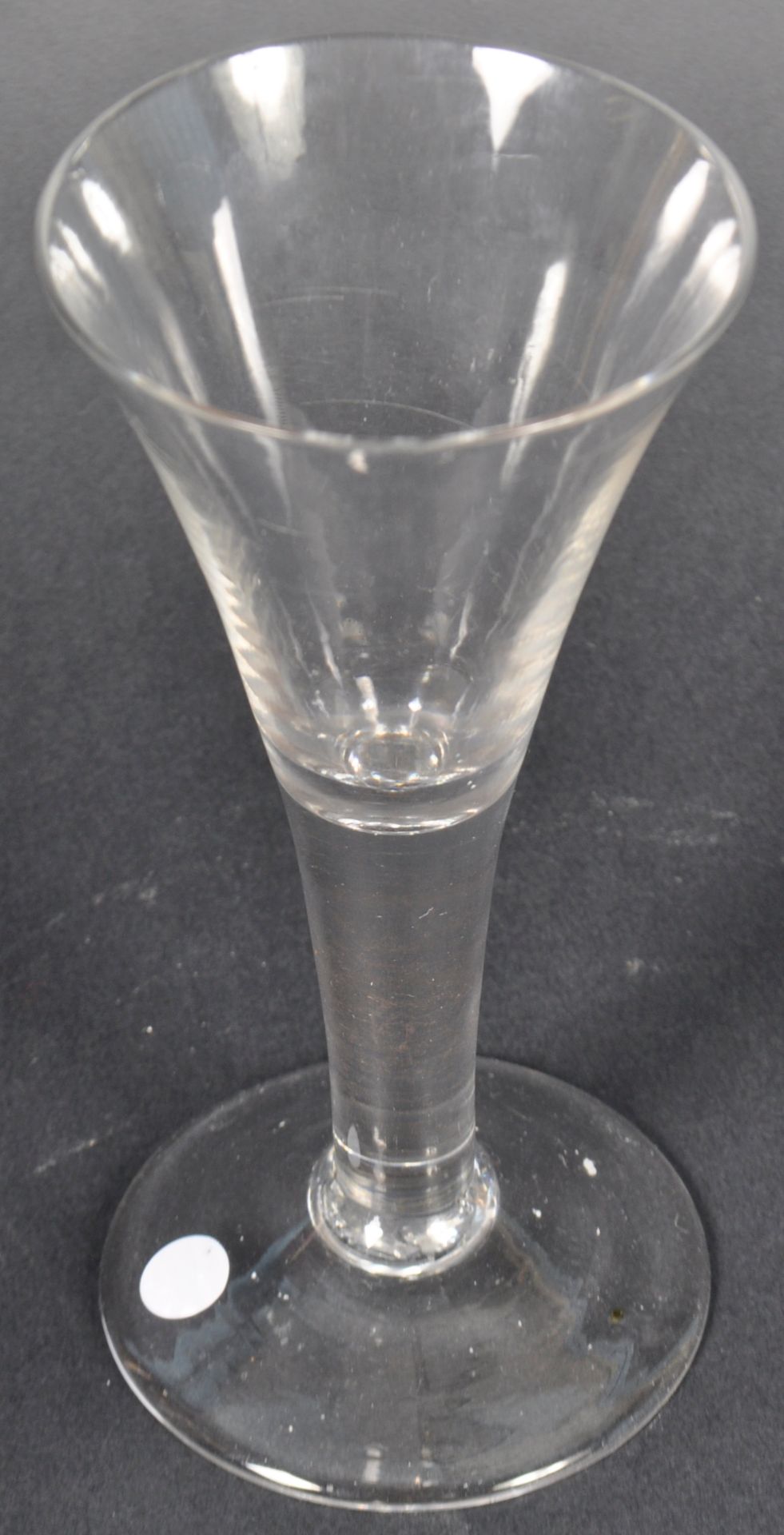 18TH CENTURY GEORGE III PLAIN STEM WINE GLASS - Image 2 of 6