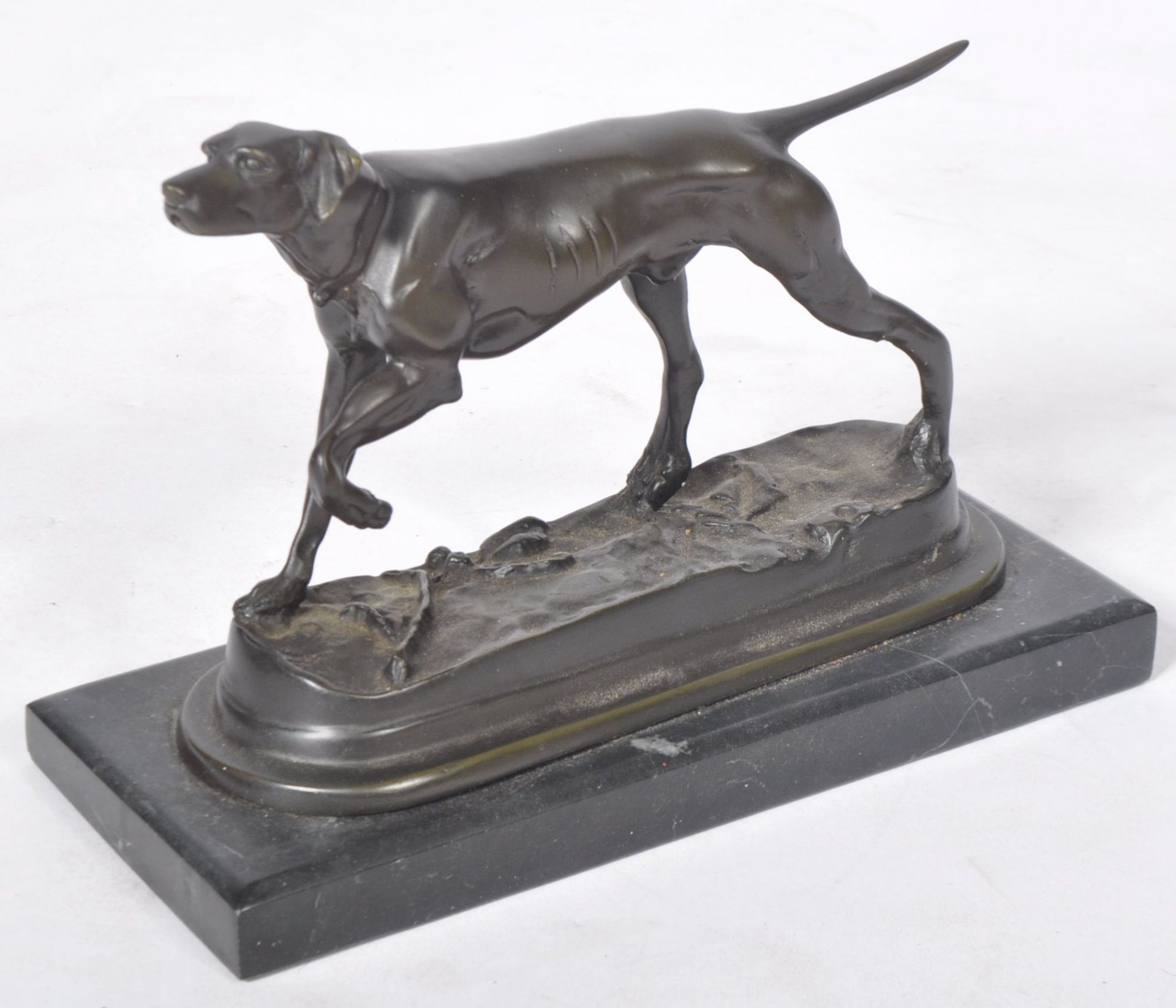 JULES MOIGNIEZ (FRENCH 1835-1894) - BRONZE HUNTING HOUND