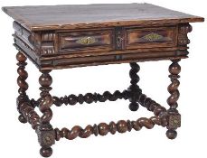 EARLY 19TH CENTURY PORTUGUESE WALNUT TABLE