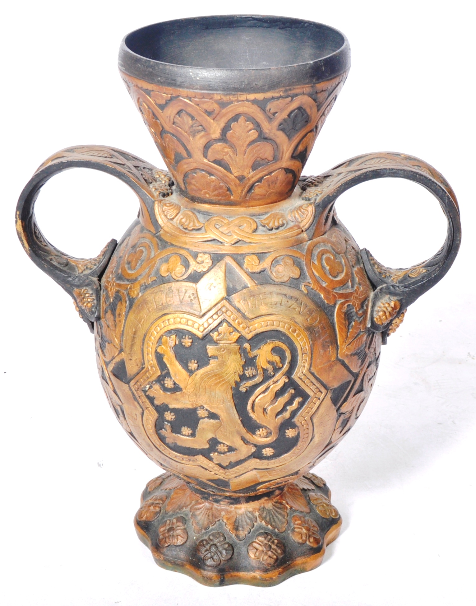 20TH CENTURY GERMAN CAST BRONZE TWIN HANDLED VASE