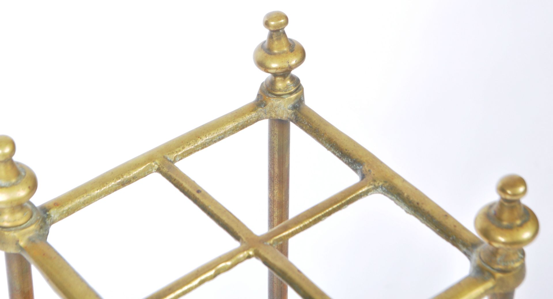 19TH CENTURY VICTORIAN BRASS STICK STAND - Image 3 of 5