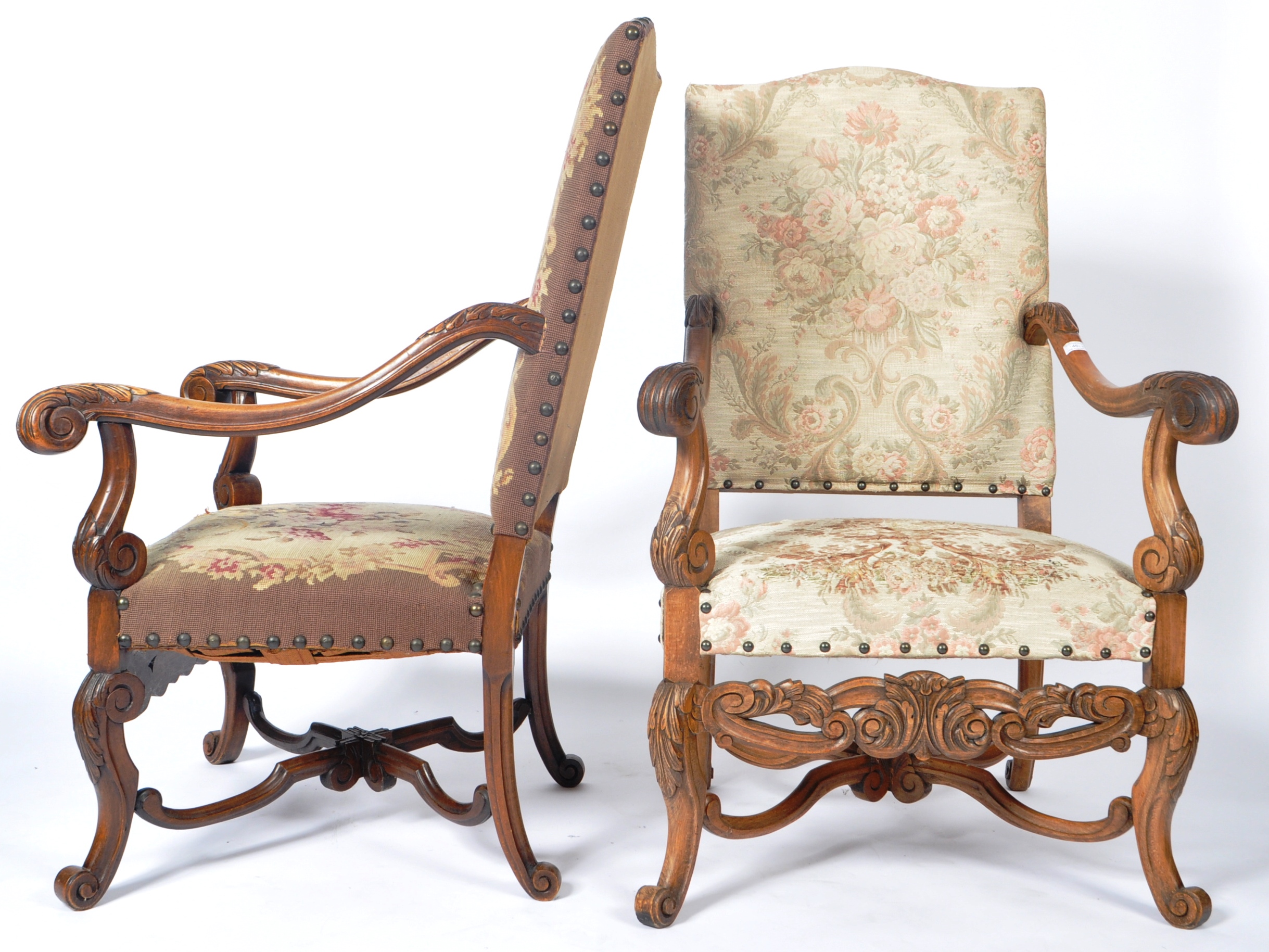 19TH CENTURY ITALIAN MANNER CARVED WALNUT THRONE CHAIRS - Image 10 of 10