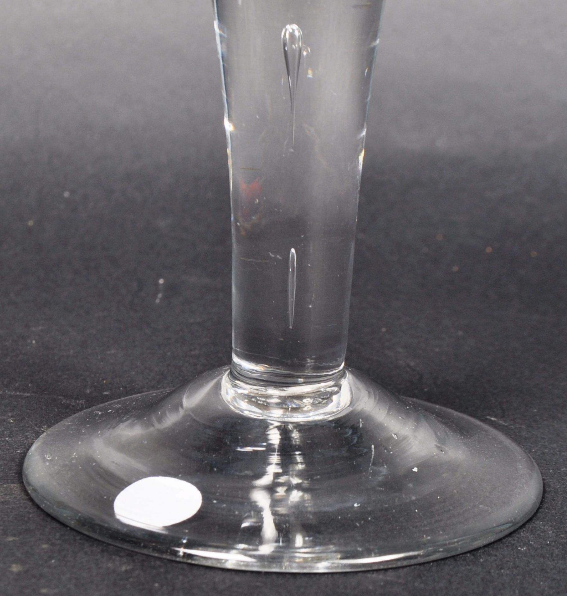 18TH CENTURY QUEEN ANNE BALUSTER WINE DRINKING GLASS - Image 4 of 6