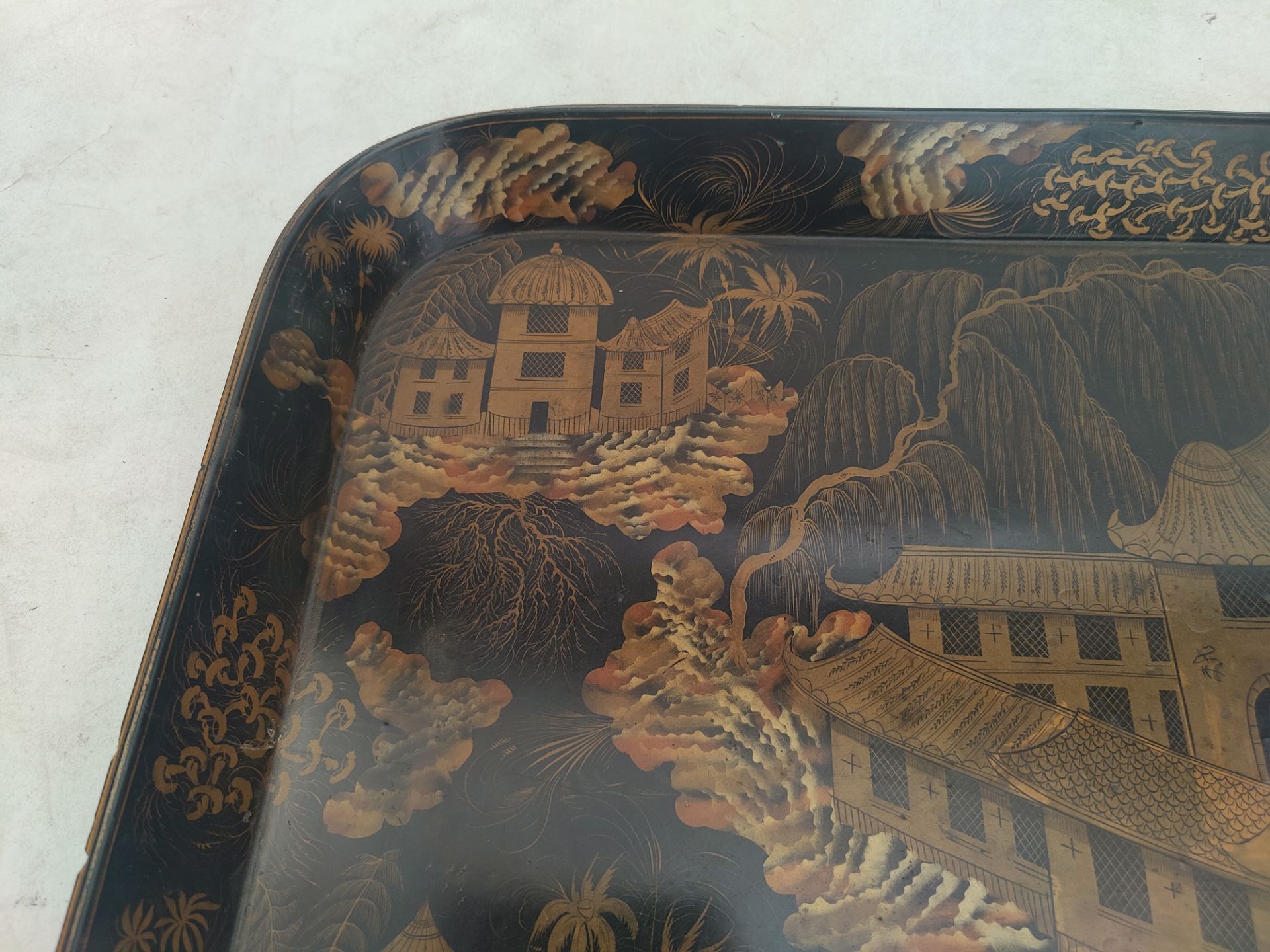LARGE 19TH CENTURY REGENCY CHINOISERIE TRAY - Image 2 of 6