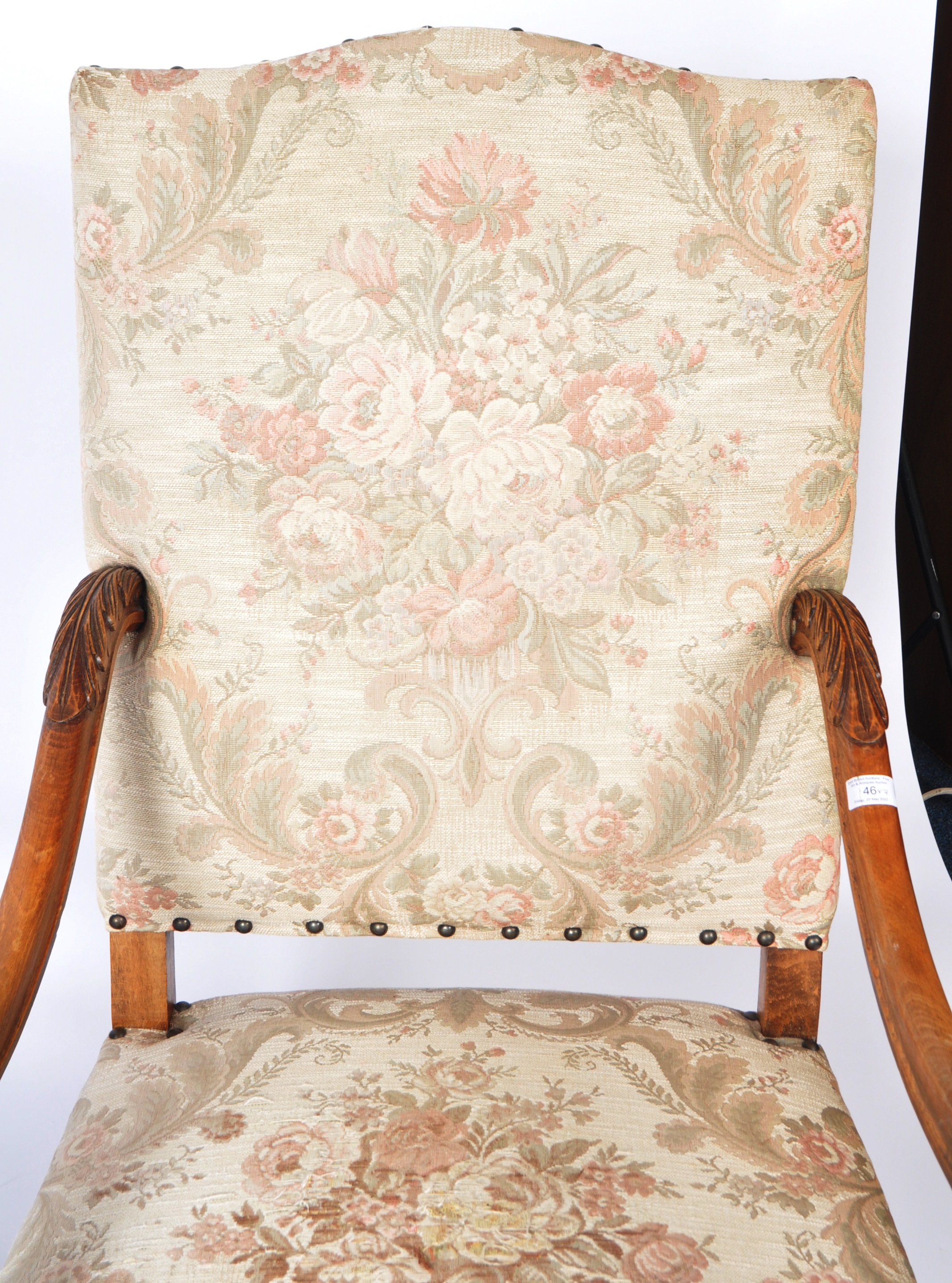 19TH CENTURY ITALIAN MANNER CARVED WALNUT THRONE CHAIRS - Image 5 of 10