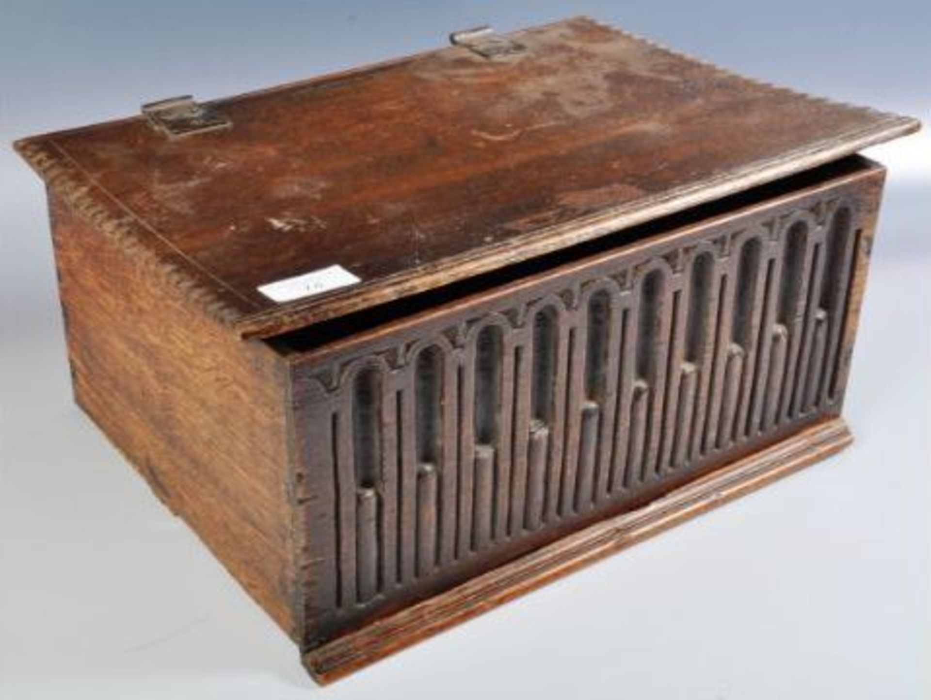 17TH CENTURY JACOBEAN CARVED OAK BIBLE BOX - Image 2 of 8