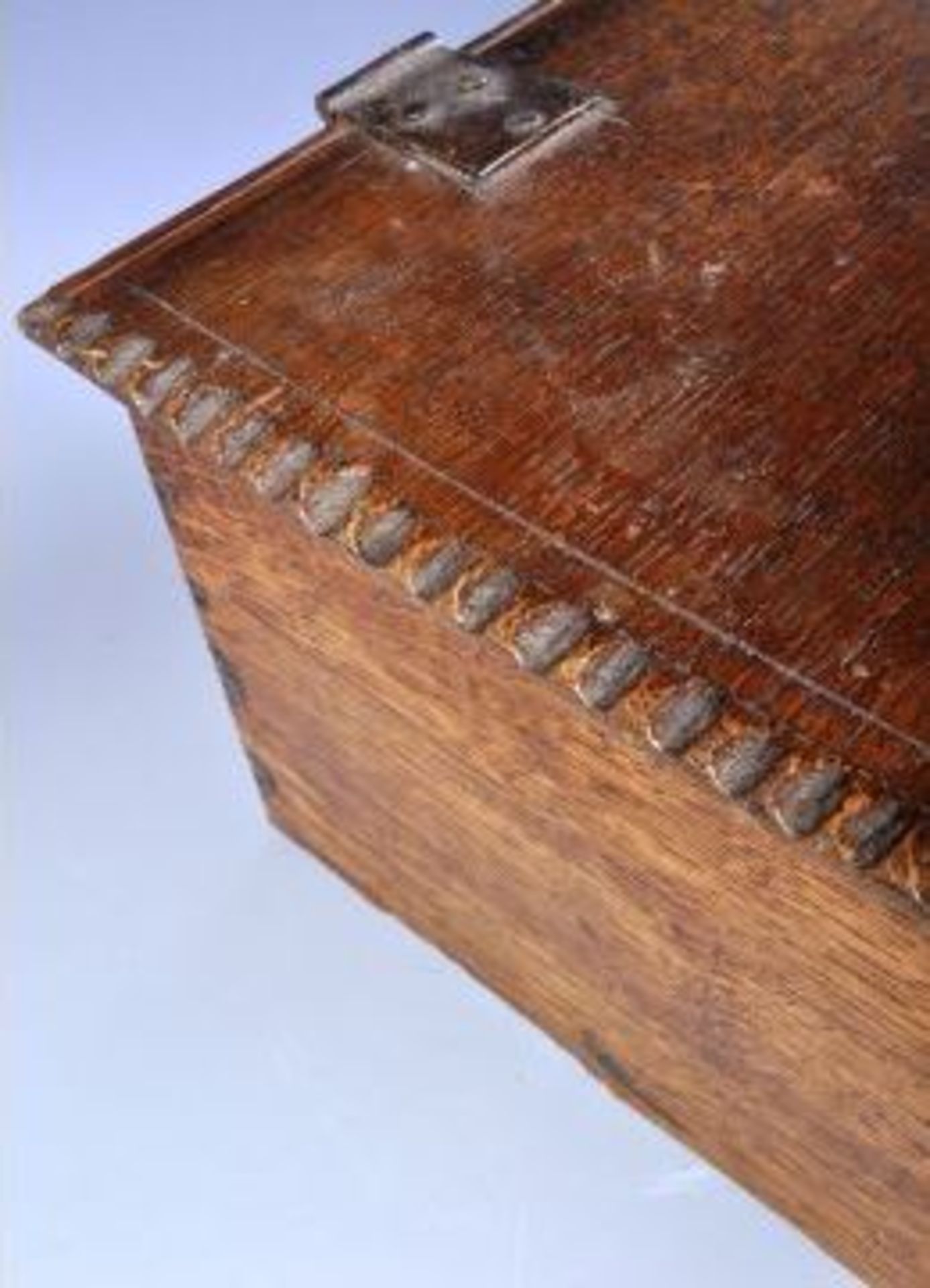 17TH CENTURY JACOBEAN CARVED OAK BIBLE BOX - Image 3 of 8