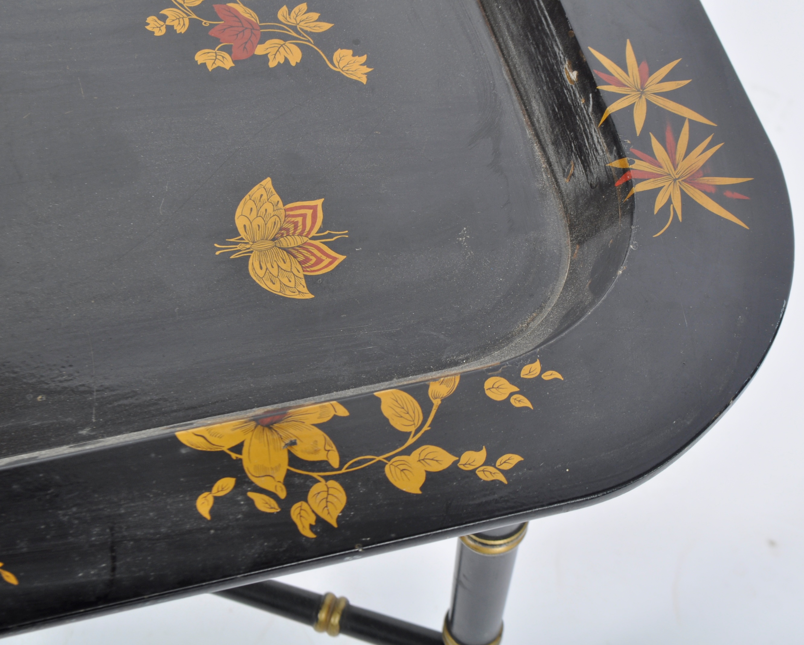 EARLY 20TH CENTURY 1930'S BLACK LACQUERED TRAY ON STAND - Image 4 of 7